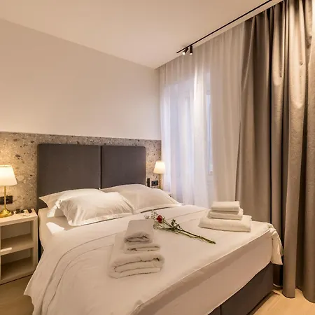 Riviera Premier Split