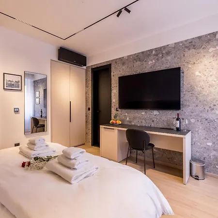 Riviera Premier Apartment *