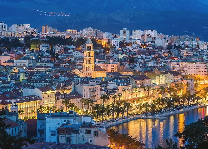 Riviera Premier Apartment *