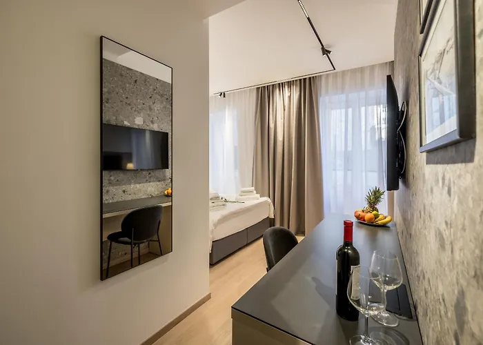 Riviera Premier Apartment